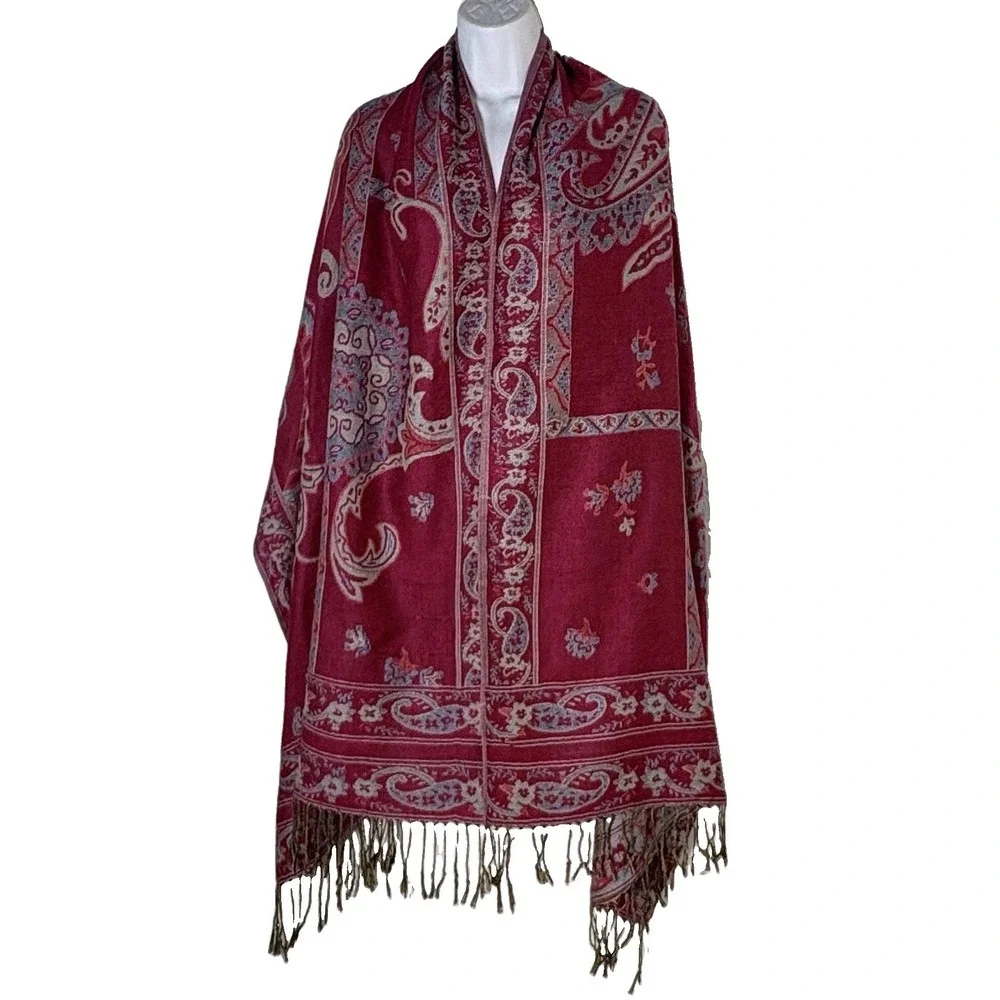 Forever 21 Maroon Paisley Pashmina Shawl Scarf Wrap Fringe Boho Burgundy
